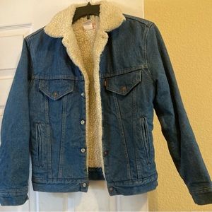 Levi jacket with Sherpa lining